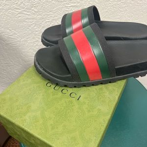 Mens Gucci slides
